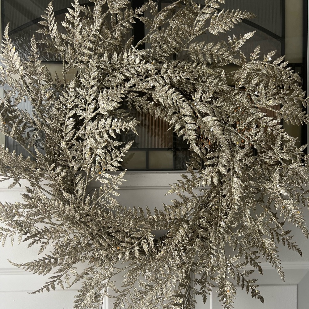 Champagne Gold Glitter Wreath